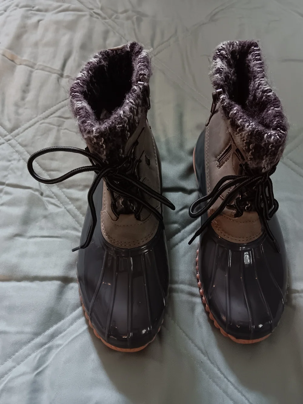 Light Gray And Dark Gray Rubber Sole Winter Boots